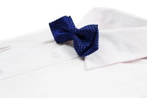 Boys Diamond Navy & Blue Crosses Patterned Cotton Bow Tie - Picture 1 of 3