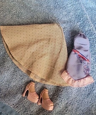 Bratz Formal funk Jade Dress with Shoes And Formal Funk Dana Skirt - Image 1 of 4