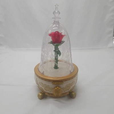 Joyero musical iluminado rosa encantada película La Bella y la Bestia de Disney Foto 1 de 4