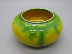 Fine Old Antique Chinese Yellow Green Porcelain Scholar Brush Washer Pot Vase - Picture 1 of 10