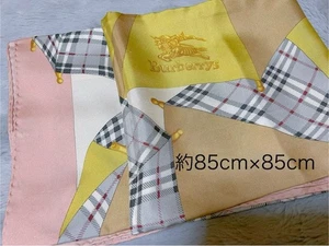 Sciarpa grande seta Burberry modello ombrello 85 cm x 85 cm grigio rosa giallo check - Foto 1 di 7