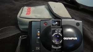 Cámara fotográfica compacta Olympus XA3 35 mm DX negra baterías nuevas con estuche FUNCIONA - Imagen 1 de 7