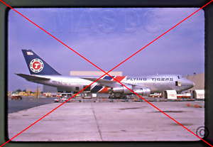 178 - 35mm Kodachrome Aircraft Slide - FLYING TIGERS Boeing 747-123 N800FT  1974