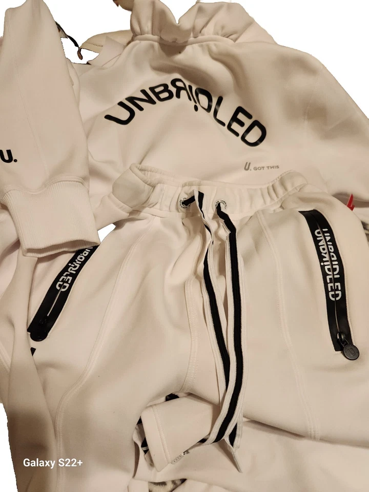 BRAND,UNBRANDED, CASUAL ACTIVE SPORT PANTS/JACKET XS WHITE W/ BLACK LOGOS  GIRLS - Image 1 of 4