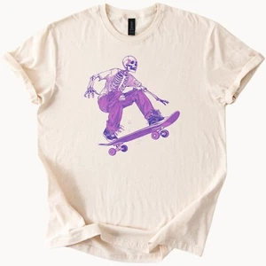 Maglietta scheletro skateboard maglietta skater spettrale Halloween grafica top - Foto 1 di 7