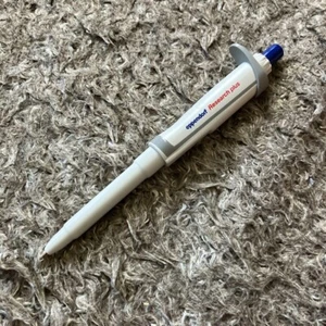 Eppendorf Research Plus Pipette Design Ballpoint Pen Blue Ink Reference - Picture 1 of 1