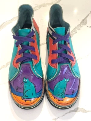 VTG SoleTech Hand Painted Leather Skate Shoes Woman's Sz 6 Cat on a Skateboard - Image 1 of 4