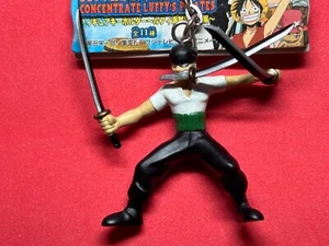 ☆ One Piece Roronoa Zoro Figure keychain Luffy Pirates Gathering Edition Anime - Picture 1 of 10