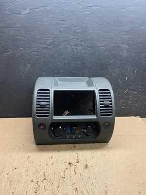 2005-2008 Nissan Xterra Radio A/C Heat Temperature Climate Control OEM T6429 DG - Image 1 of 4
