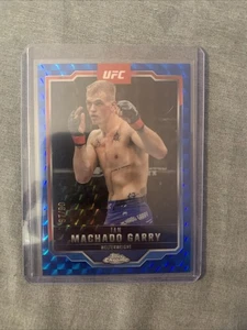 2025 Topps Chrome UFC Ian Machado Garry Blue Geometric Refractor /99 - Bild 1 von 2