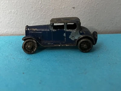 Винтажный синий автомобиль-купе Tootsietoy Buick 2 1/4 дюйма - Изображение 1 из 4