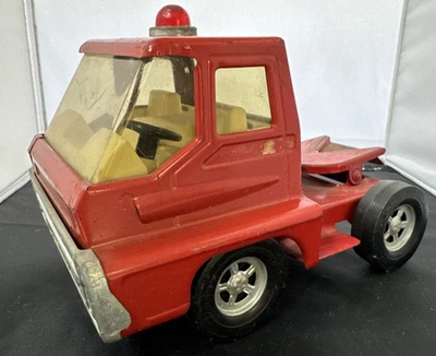 Vintage Structo Ertl Pressed Steel Red Turbine Semi Truck Cab Only - Image 1 of 4