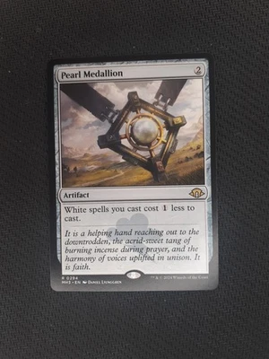 Pearl Medallion - MH3 - NM - MTG - Image 1 of 2