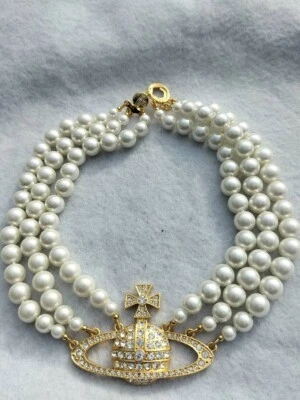 Collar Gargantilla Vivienne Westwood Triple Perla Oro Blanco Foto 1 de 4