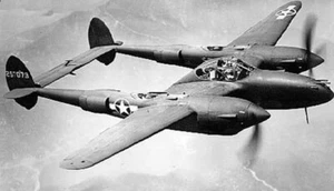 P-38 Lightning fighter WWII documentary training films+Pilots manual - Bild 1 von 3