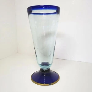 Pilsner Bierglas mexikanisch mundgeblasen blauer Rand Parfait Messingrand Fuß Barware - Bild 1 von 9