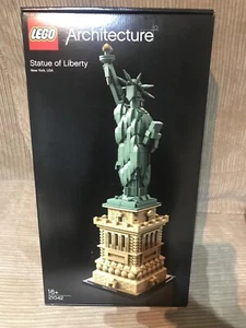 Lego Architecture Statue of Liberty 21042 New Sealed Bought From LEGO SHOP - Picture 1 of 2