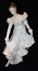 Statua statuina vintage Royal Doulton England HN2019 minuetto giovane donna danzante - Foto 1 di 4