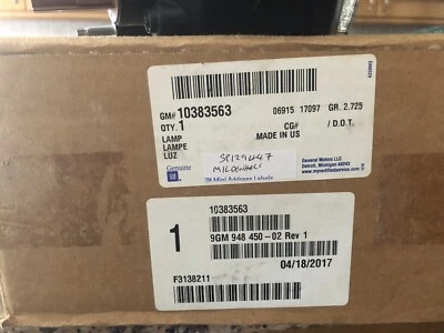 Cadillac Escalade 2007-15 Left Hand Indicator/fog Lamp Unit Brand New Boxed - Image 1 of 2