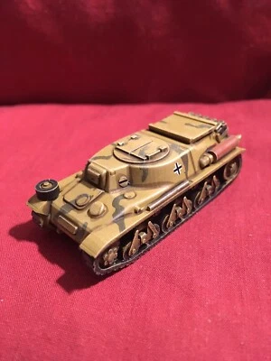 1/72 WW2 Hotchkiss 38 (H) tractor de municiones. Resina pintada. Modelos 1900 On Offr Foto 1 de 4