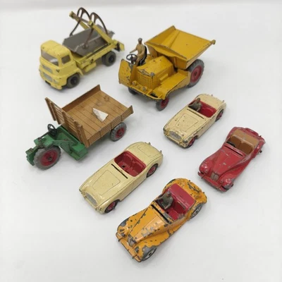 Lote de 7 juguetes fundidos a presión Dinky vintage Foto 1 de 4
