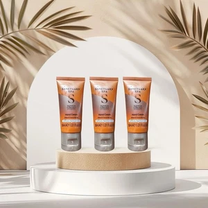 Crema de manos Sanctuary Spa Signature Collection manteca de karité y cacao 30 ml - paquete de 4 - Imagen 1 de 1