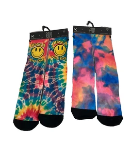 NEU! Odd Sox Nice Day und Batik Crew-Socken Herren Größe 6-13 Strick 2 Paar Set - Bild 1 von 10