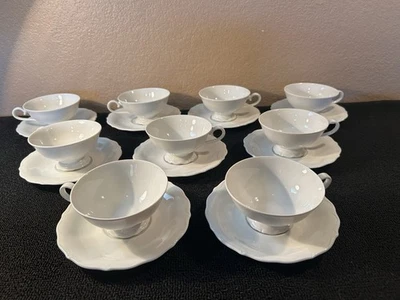 白色瓷茶杯和茶碟在巴伐利亚,西德国弗雷德里克斯堡制造 — 第 1/4 张图片