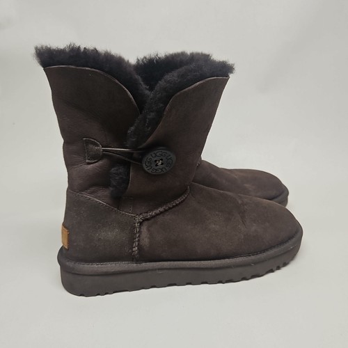 Stivali UGG Bailey Button ll donna taglia 7 pelle di pecora marrone scamosciata 1016226