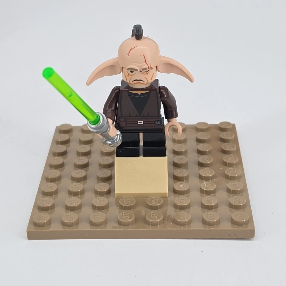 乐高星球大战 Even Piell Minifigure sw0392 来自 Saesee Tiin's Starfighter - 1N — 第 1/4 张图片