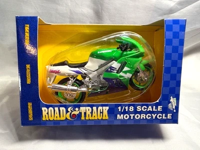 NIB Maisto Road & Track Kawasaki Ninja ZX green/white 1:18 Diecast Motorcycle - Image 1 of 4