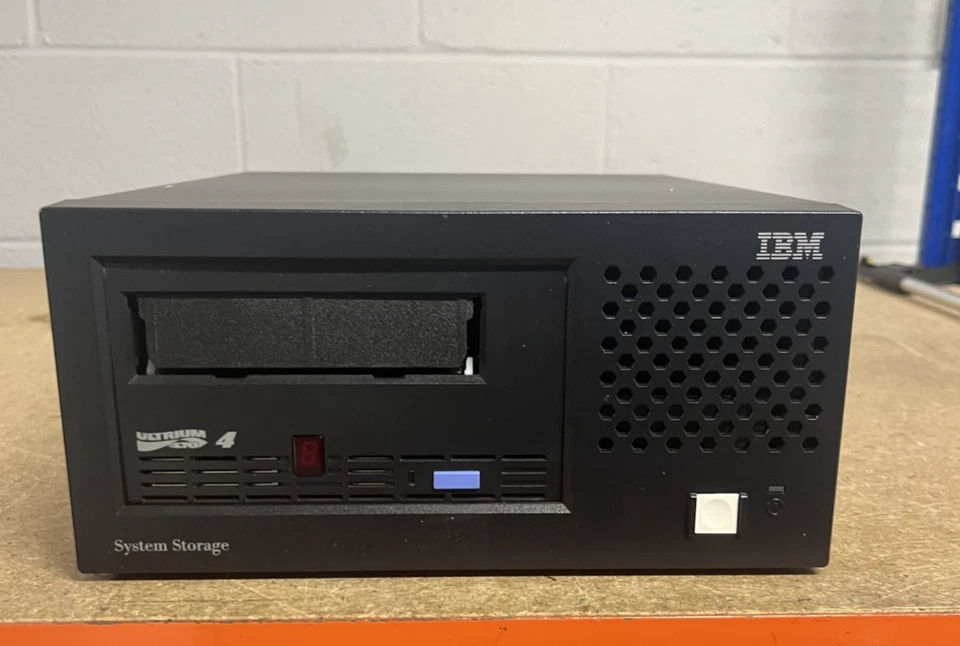 Unità a nastro 3580-S43 95P7063 IBM LTO4 FH SAS con rapporto di prova complet... - Immagine 1 di 4