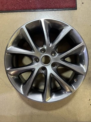 Dodge Durango 2014-2018 20X8” Dark Hyper rueda OEM (2496) Foto 1 de 4