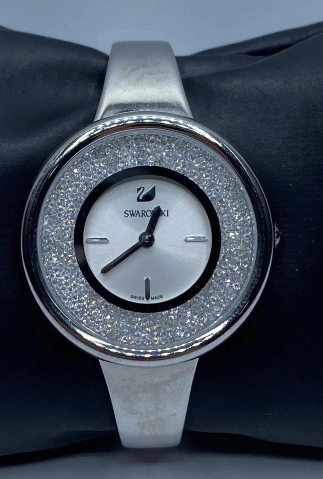 Swarovski crystalline Swiss Made Quartz ladies watch - Image 1 of 4