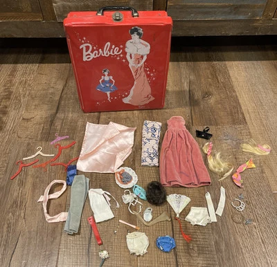 Vintage 1962 Mattel Barbie Red Case Vinyl Used & Accessories - Image 1 of 4