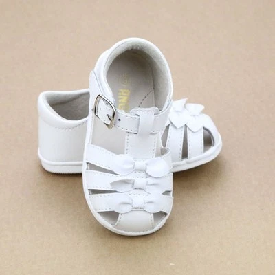 Angel  White Everly girls bow leather sandals, infant 2,NWT - Image 1 of 3