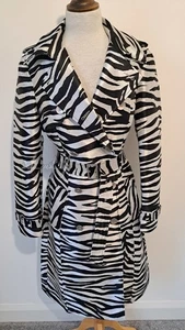 KAREN MILLEN - Black & Silver/White Satin Oversized Trench Coat / Mac - Size 12 - Picture 1 of 18