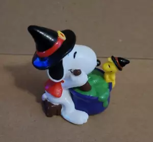 SNOOPY & WOODSTOCK Peanuts Gang PVC 2,5" HALLOWEEN WITCH Figura FUMETTI PERSONAGGI - Foto 1 di 5