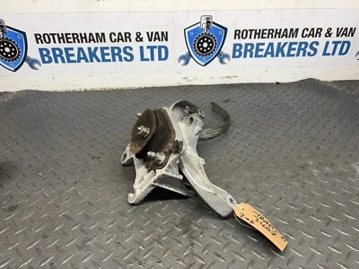 RENAULT TRAFIC 2.0 D (2021) - SOPORTE CAJA CAMBIOS CON MONTAJE 112332850R Foto 1 de 4