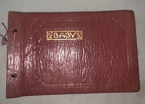 ~ANTIKES BABY FOTOALBUM~ROTES LEDER~7,25”x 11,25” KILOMETER ALBEN*RARITÄT*SEHR GUTER ZUSTAND*MCM - Bild 1 von 10