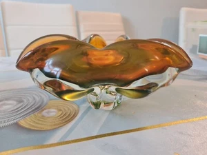 MID CENTURY TRICORN GREEN & AMBER BOWL, POSSIBLY BOHEMIAN GLASS JOSEF HOSPODKA - Picture 1 of 14