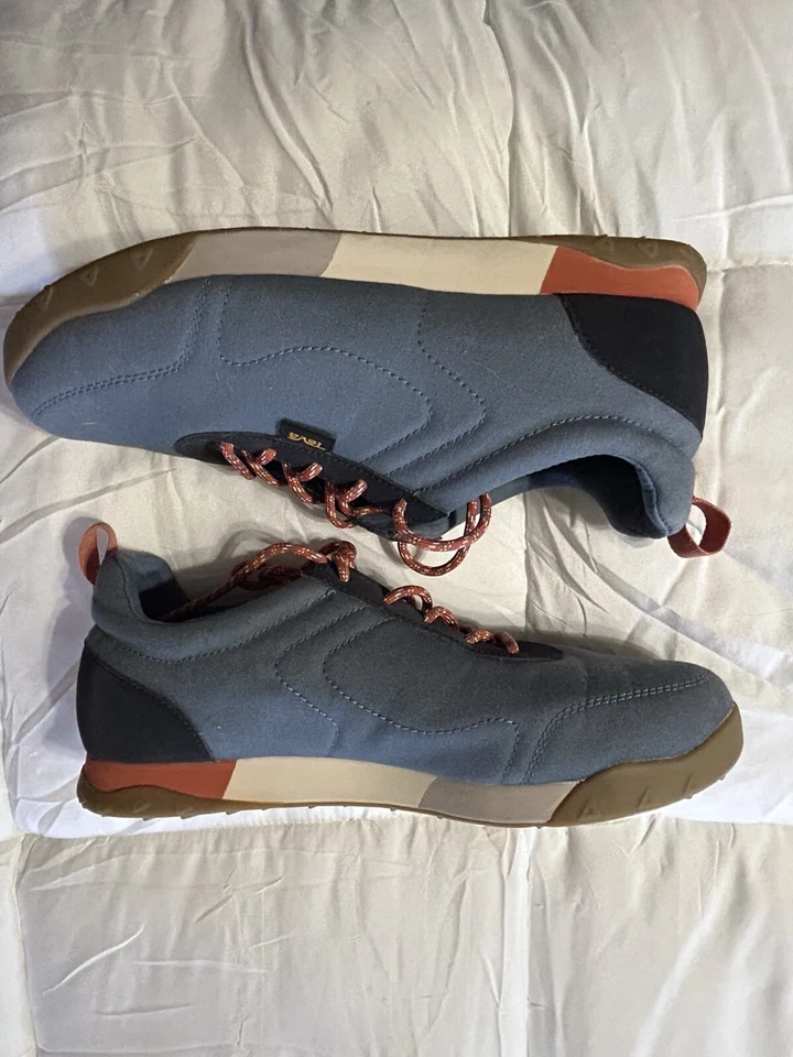 Teva Mujer Wyldland Senderismo Zapatos Tenis en Azul Talla 9.5 Nuevos Foto 1 de 4