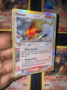 Flareon (Specie Delta) 5/113 Delta Species Holo - Foto 1 di 5