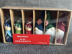Weltmarkt Mini Holz und Filz Elfe und Wichtel Weihnachtsschmuck 6er Set Neu im Karton - Bild 1 von 5