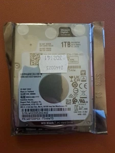 Western Digital Black WD10SPSX 1TB, 2,5" HDD, 7200RPM, SATA3 6Gb/Sec - Bild 1 von 1