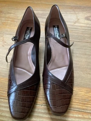 Preciosos Tacones de Cuero Marrón con Correa Cocodrilo Patrón Mixto Nuevos Foto 1 de 4