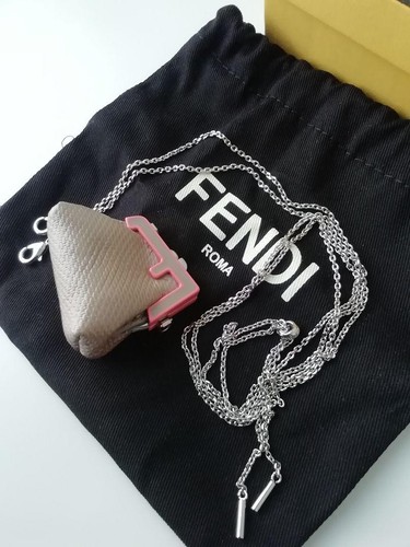 FENDI Collane Ciondoli Pico Primo Charm Mai Usa contola Scatolato Sacchettotti