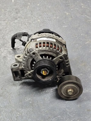 Chevrolet Malibu 2010 alternador 3,6 con polea loca OEM Foto 1 de 4