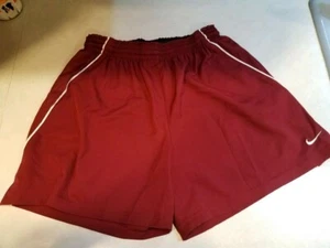 Nike Girls Size XL Running Training Shorts Maroon  Polyester Dri Fit  - Picture 1 of 5