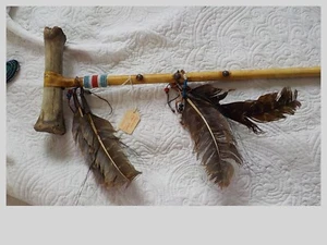Sioux Plains bone Medicine Stick, DANCE WAND, beads, skin, sinew, Vintage - Picture 1 of 6